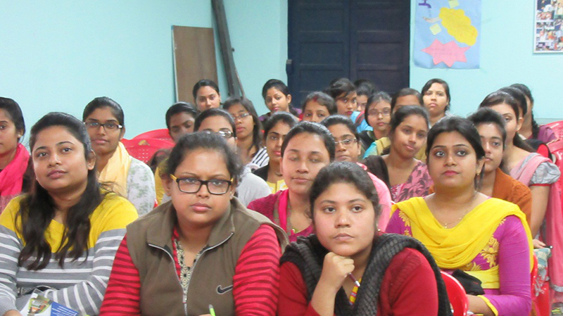 IIHT Workshop and the audience as students of Sarojini Naidu College