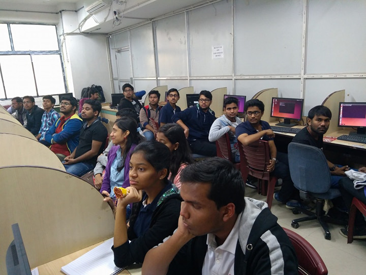 IIHT visit to Techno University workshop on Red Hat Linux